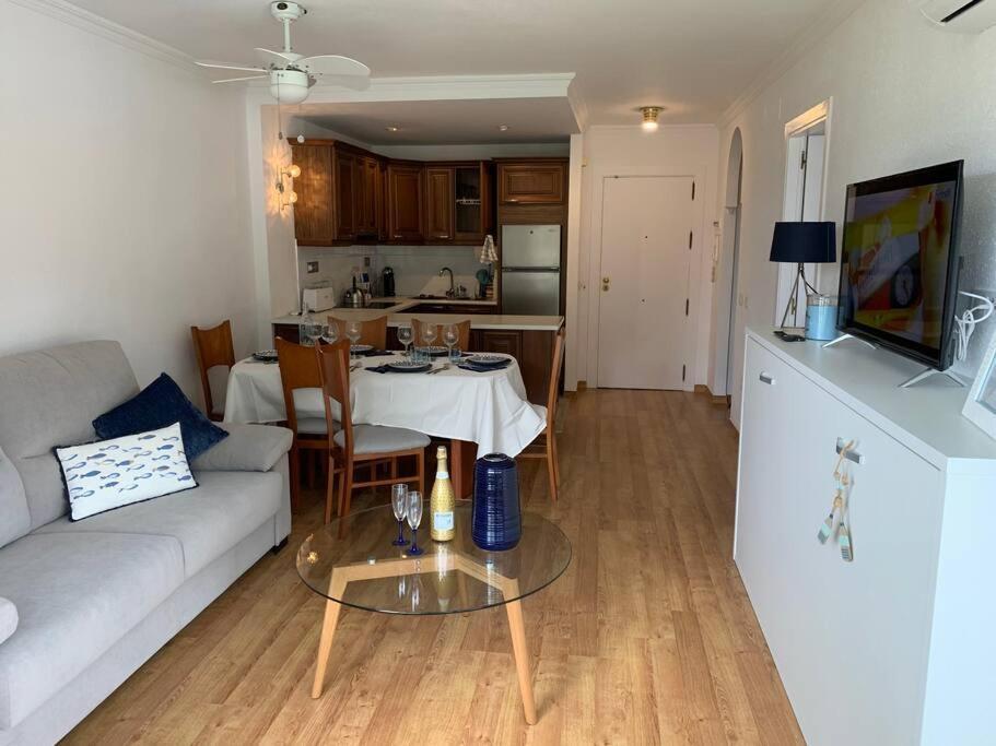 Apartamento Torremolinos 5 Personas + Parking + Piscina Todo El Ano Екстериор снимка